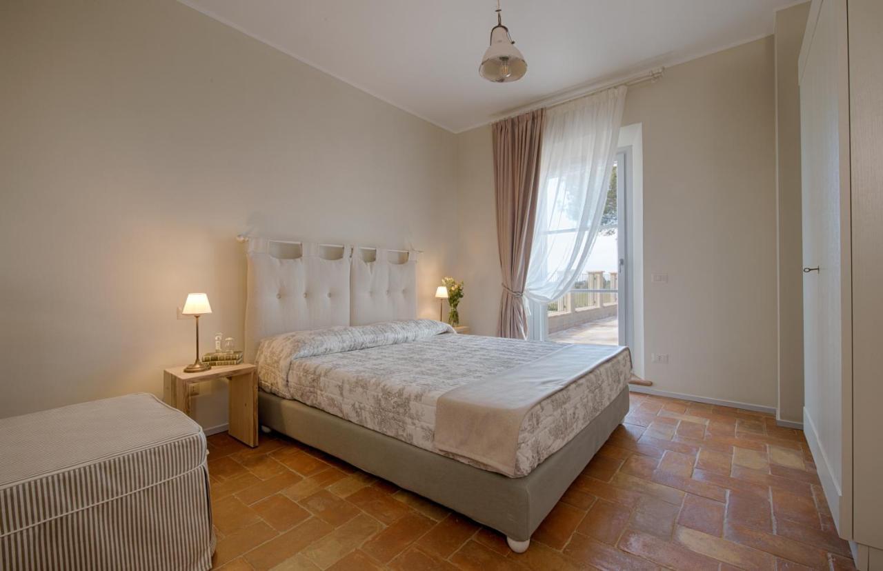Agriturismo Poderedodici オルベテッロ エクステリア 写真