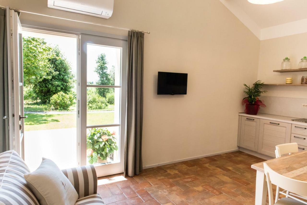 Agriturismo Poderedodici オルベテッロ エクステリア 写真